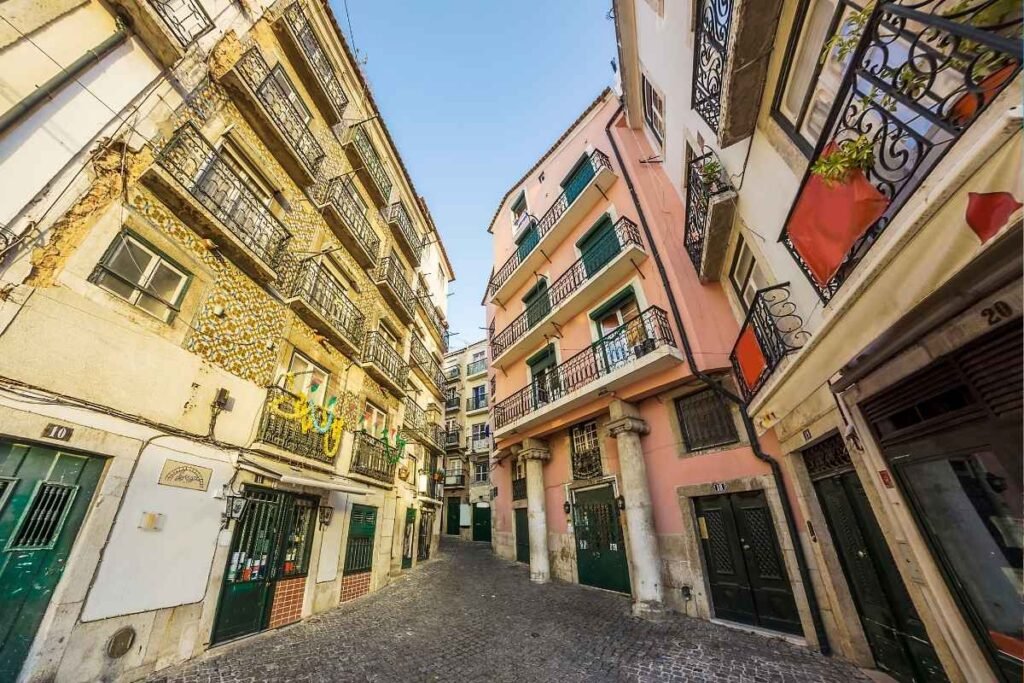 alfama em lisboa